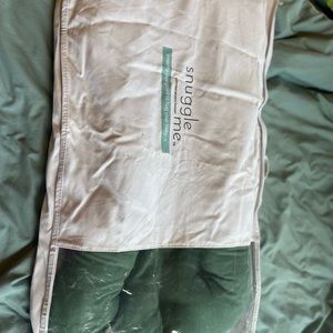 Toddler Snuggle me organic Moss